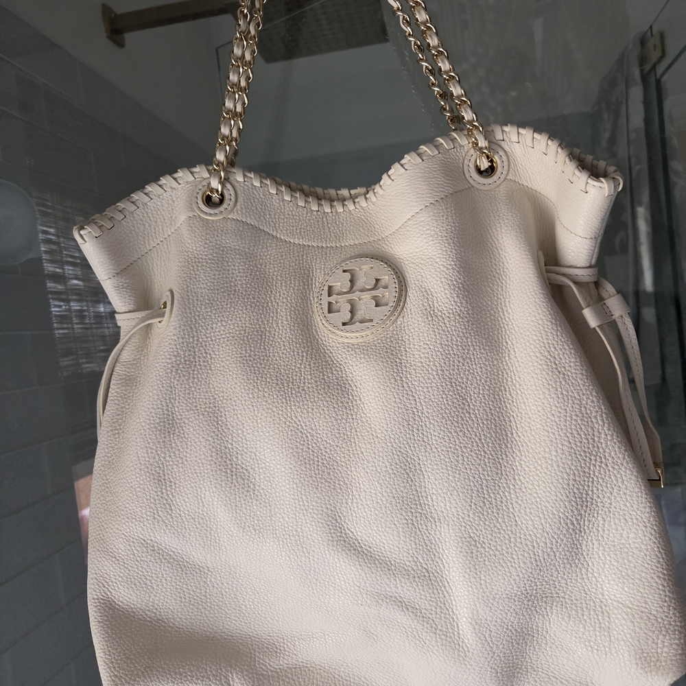 Elegant White Leather Tote Bag